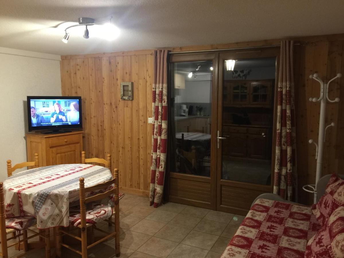 L'Etable Apartment Crévoux Екстериор снимка